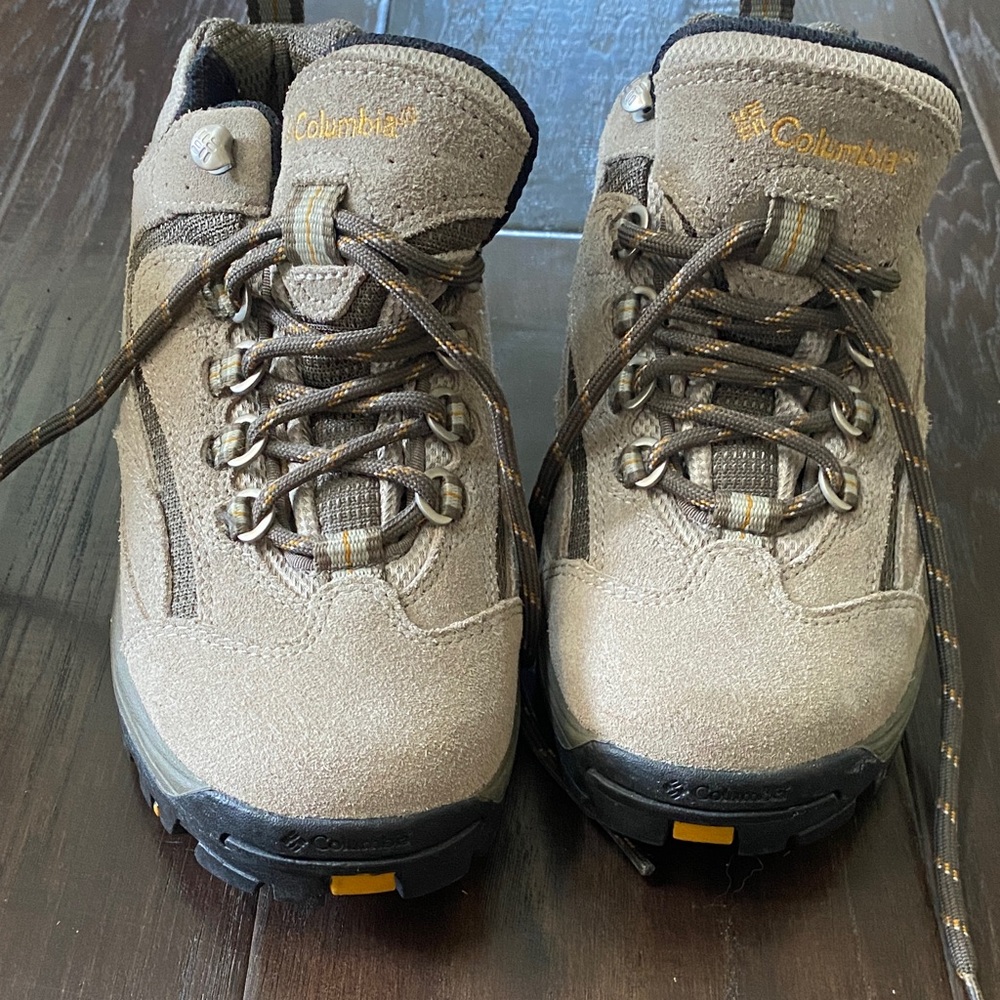 Columbia Summitcrest hiking shoes